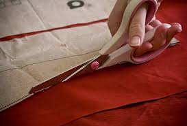 What Are the Top Features to Look for in Sewing Scissors?