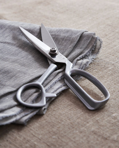 Exploring the World of Fabric Scissors: Unveiling the Different Types