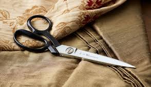 The Evolution of Sewing Scissors: From Ancient Tools to Modern Marvels